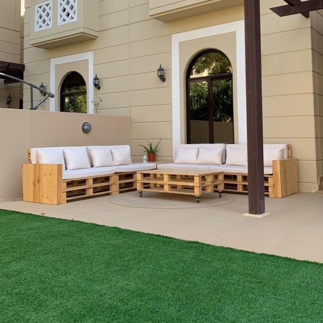 Elegant Outdoor Corner Oasis